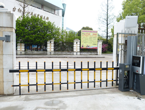 浙江临海市哲商小学